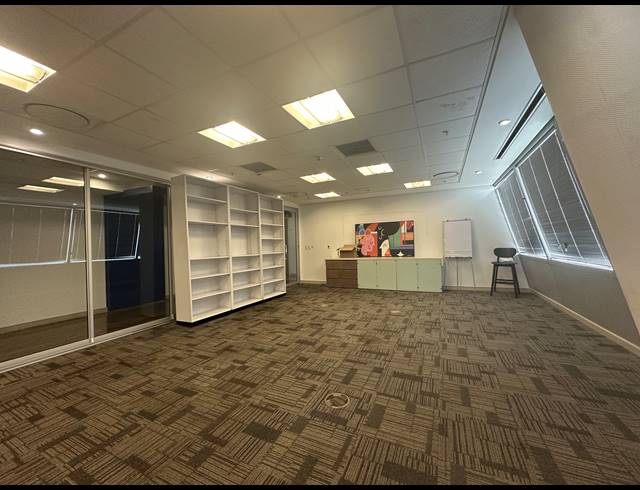 520M² OFFICE TO LET IN SANDTON CENTRAL